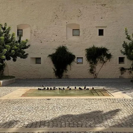 Charming House With Pool In Center Town Casa de Férias